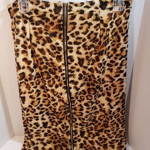Leopard Print Zipper Front Skirt